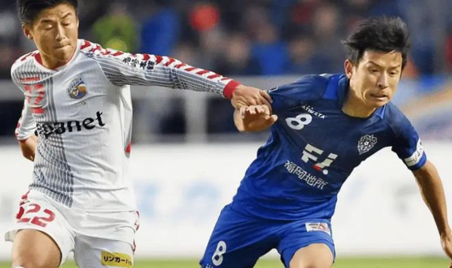 集团官方网站-科维托娃焦点对战，萨拉赫与30激战切尔西分钟，出色防守胜负难料！-集团官方网站