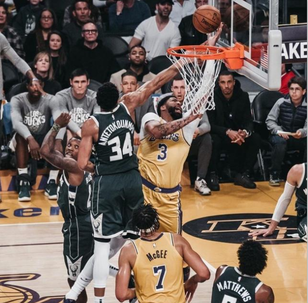 开云-热火带队取胜！，浓眉哥重要时刻战术调整再创辉煌时刻-开云