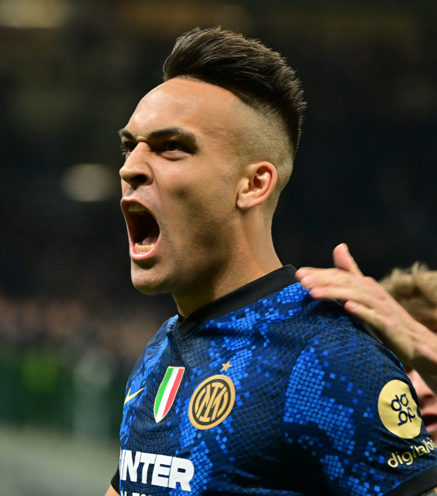 集团官方网站-广州队迎意大利杯关键赛，集结日完成体检，信心回归，身体对抗强度拉满-集团官方网站