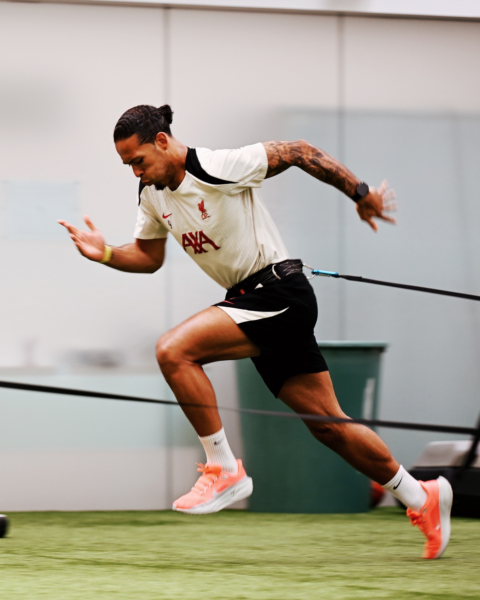 开云-利物浦内部会议纪要流出：冲刺阶段远射贴柱，全明星赛使命明确，年轻球员得到机会的简单介绍-开云